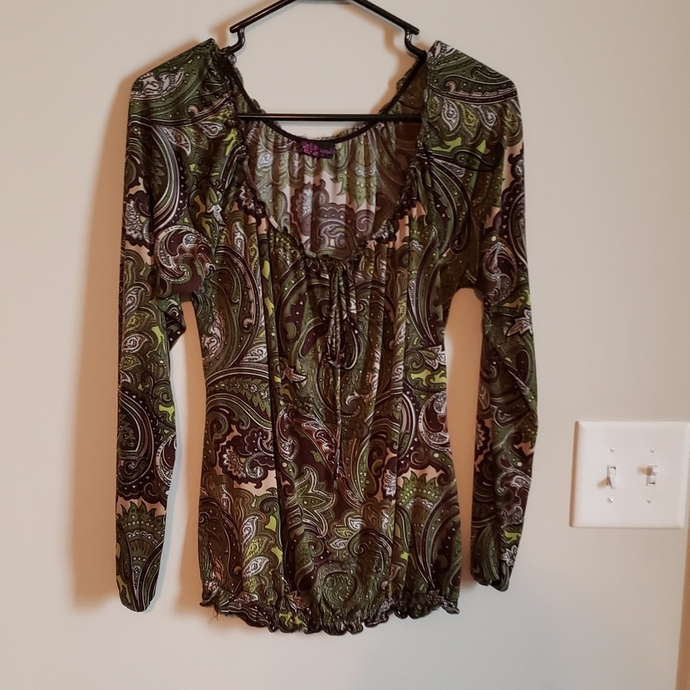 Long sleeve shirt